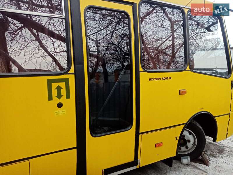 Городской автобус Богдан А-092 2006 в Василькове