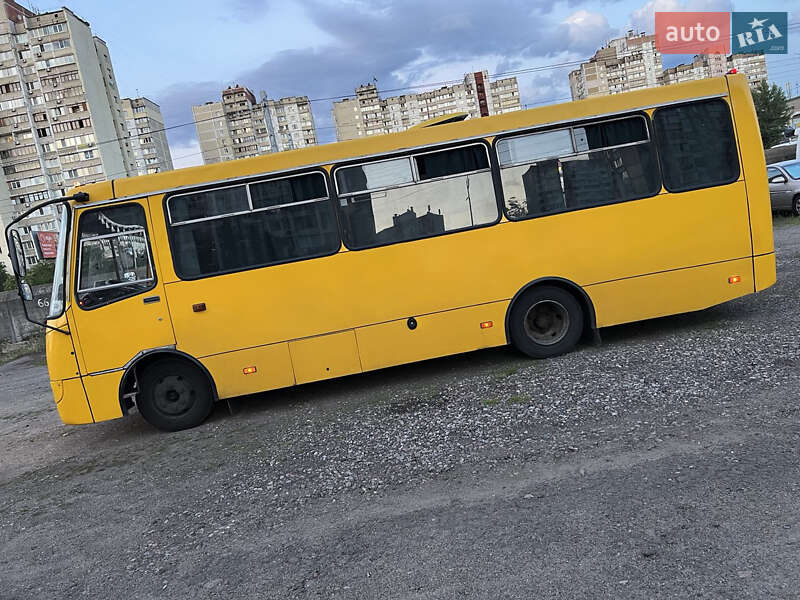 Міський автобус Богдан А-092 2007 в Києві