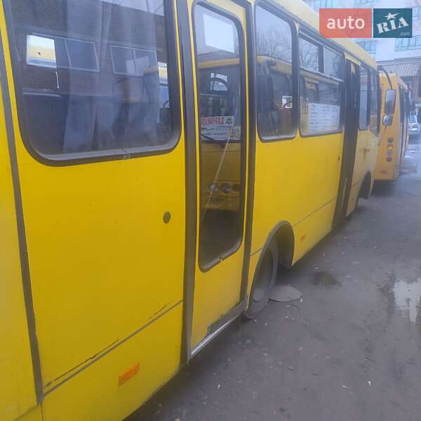 Городской автобус Богдан А-092 2005 в Киеве