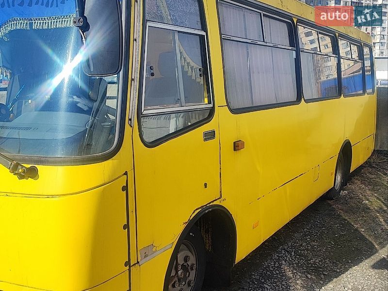 Городской автобус Богдан А-092 2005 в Киеве