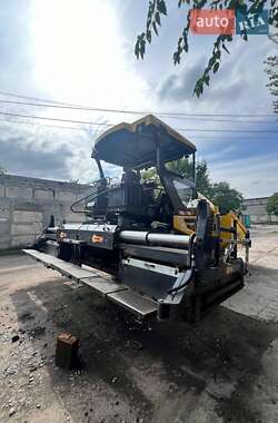 Асфальтоукладчик Bomag BF 2021 в 