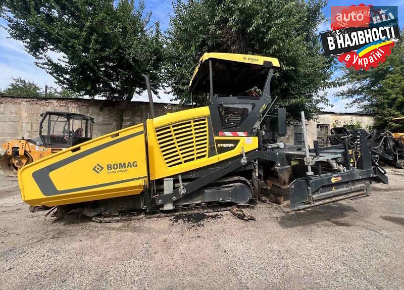 Асфальтоукладчик Bomag BF 2021 в 