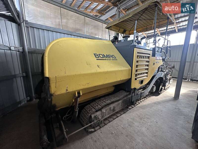 Асфальтоукладчик Bomag BF 2007 в Броварах