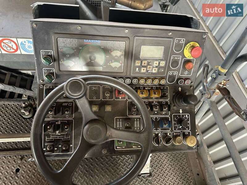 Асфальтоукладчик Bomag BF 2007 в Броварах