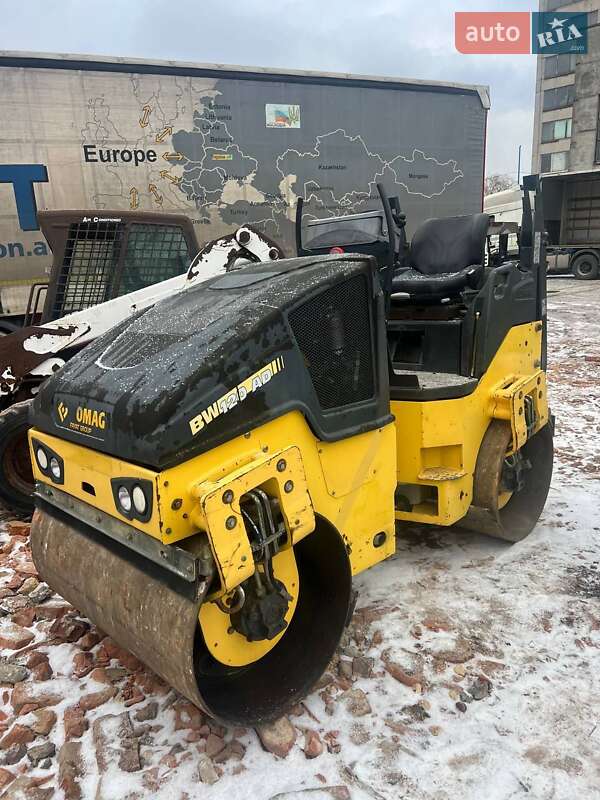 Дорожній каток Bomag BW-120AD 2015 в 
