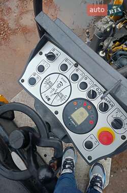 Дорожній каток Bomag BW-120AD 2015 в Львові