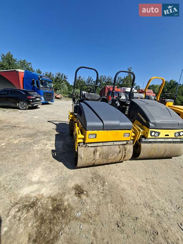 Дорожный каток Bomag BW-120AD 2010 в Львове