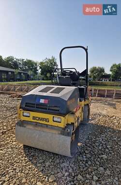 Дорожній каток Bomag BW-120AD 2004 в Іршаві