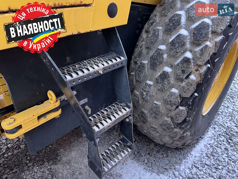 Каток ґрунтовий Bomag BW 216 D-4 1998 в Києві