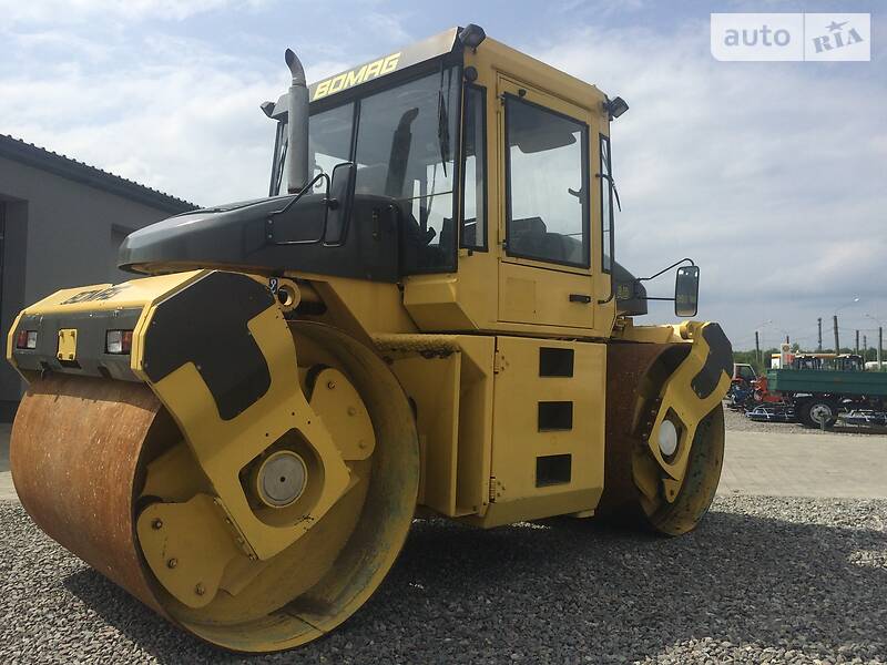 Дорожній каток Bomag BW 2005 в Львові