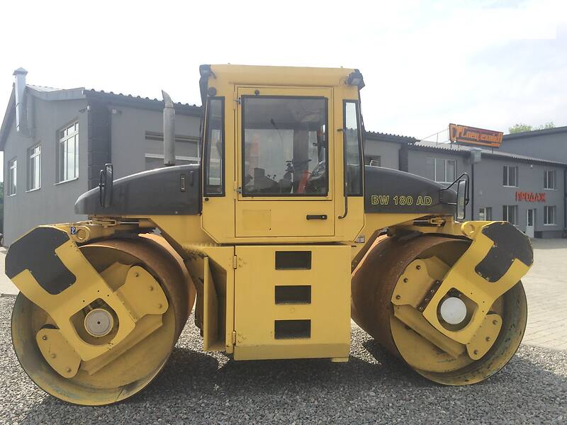Дорожній каток Bomag BW 2005 в Львові