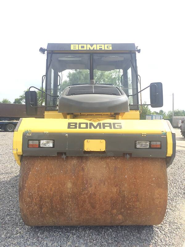 Дорожній каток Bomag BW 2005 в Львові