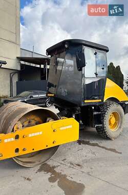 Каток грунтовый Bomag BW 2003 в 