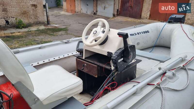 Човен BRIG B420 2008 в Кривому Розі
