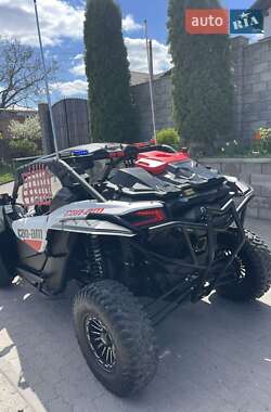 Мотовездеход BRP Can Am 2018 в 