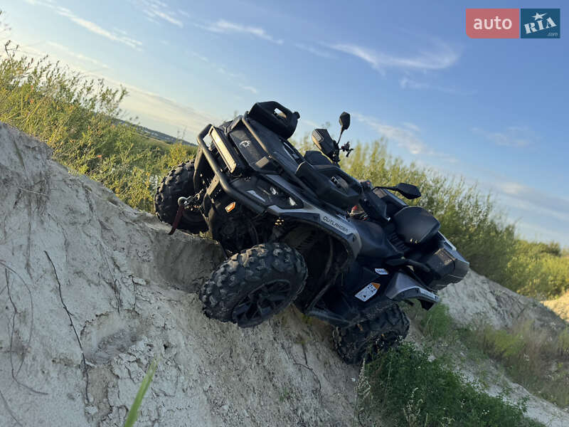 Квадроцикл утилітарний BRP Can Am 2024 в 