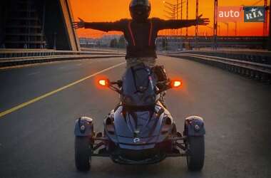 Трицикл BRP Can Am 2012 в 