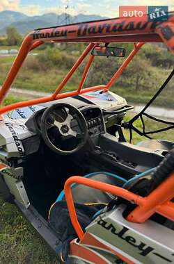 Квадроцикл утилітарний BRP Can Am 2015 в 