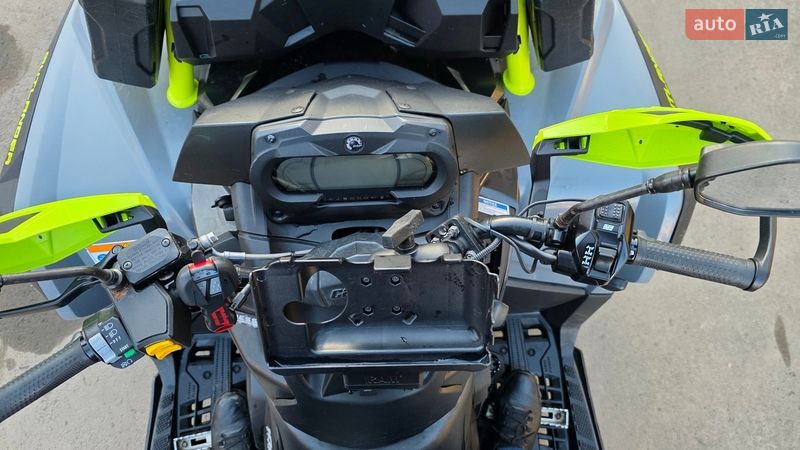 Квадроцикл  утилитарный BRP Can Am 2020 в Полтаве