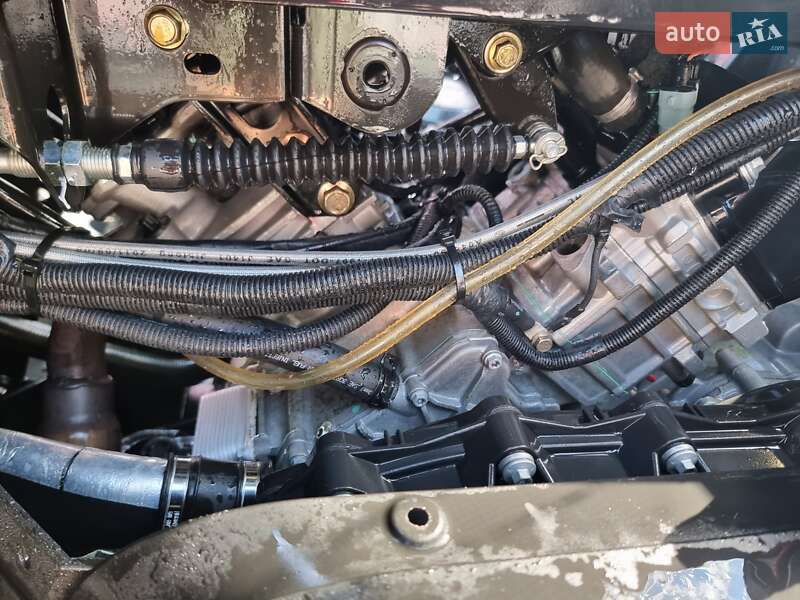 Квадроцикл утилітарний BRP Commander 2013 в Києві