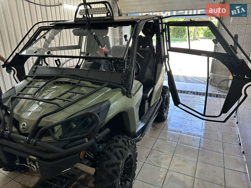 Квадроцикл спортивный BRP Commander 2017 в Ужгороде