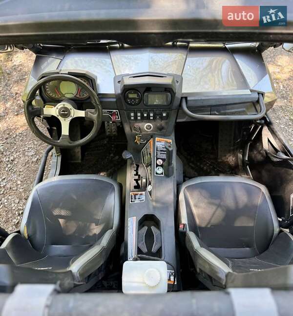 Квадроцикл  утилитарный BRP Commander 2012 в Харькове