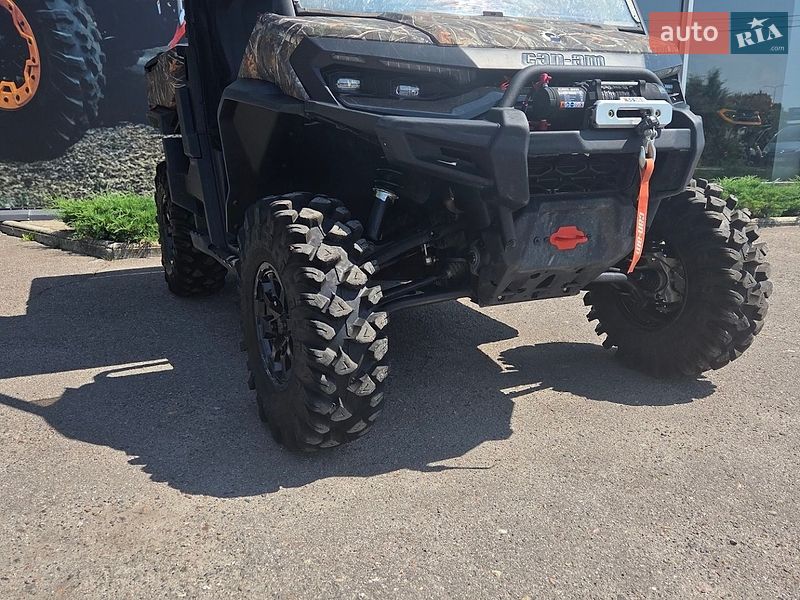 Мотовездеход BRP Defender 2026 в Львове