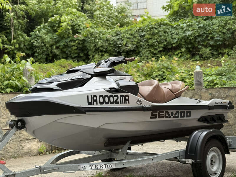 Гидроцикл туристический BRP GTX 2018 в 