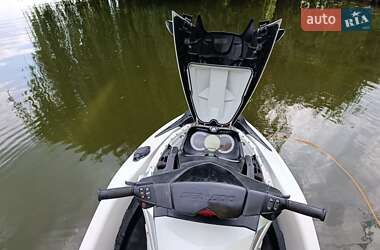 Гидроцикл туристический BRP GTX 2011 в 