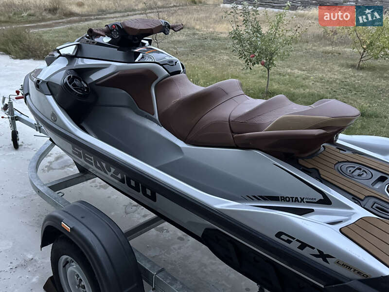 Гидроцикл туристический BRP GTX 2018 в 