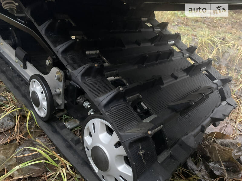 Снегоходы для охоты и рыбалки BRP Lynx 2011 в Киеве