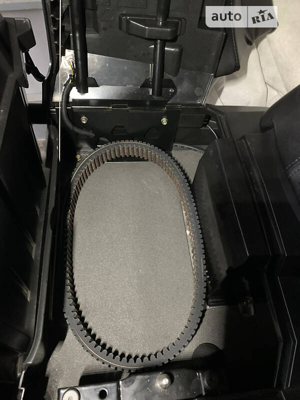 Снегоходы для охоты и рыбалки BRP Lynx 2011 в Киеве