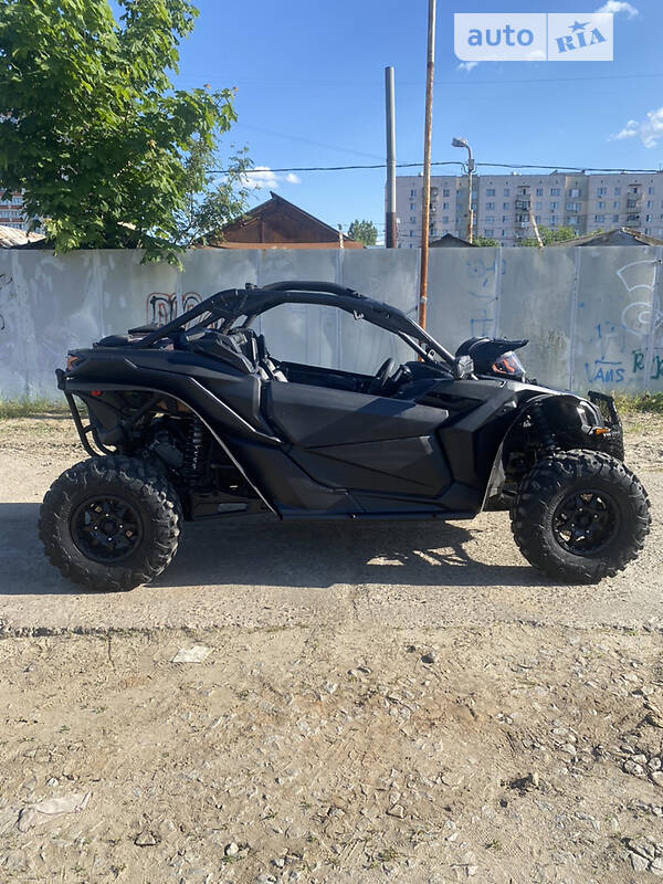 Квадроцикл спортивный BRP Maverick X3 2017 в Киеве