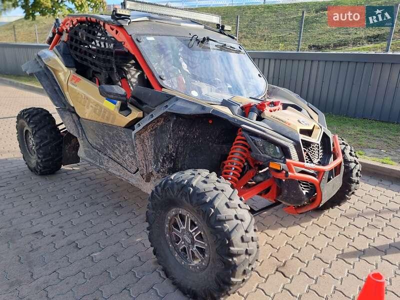 Квадроцикл утилітарний BRP Maverick X3 2017 в Києві