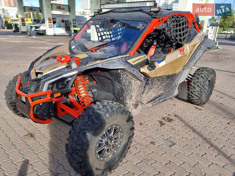 Квадроцикл утилітарний BRP Maverick X3 2017 в Києві