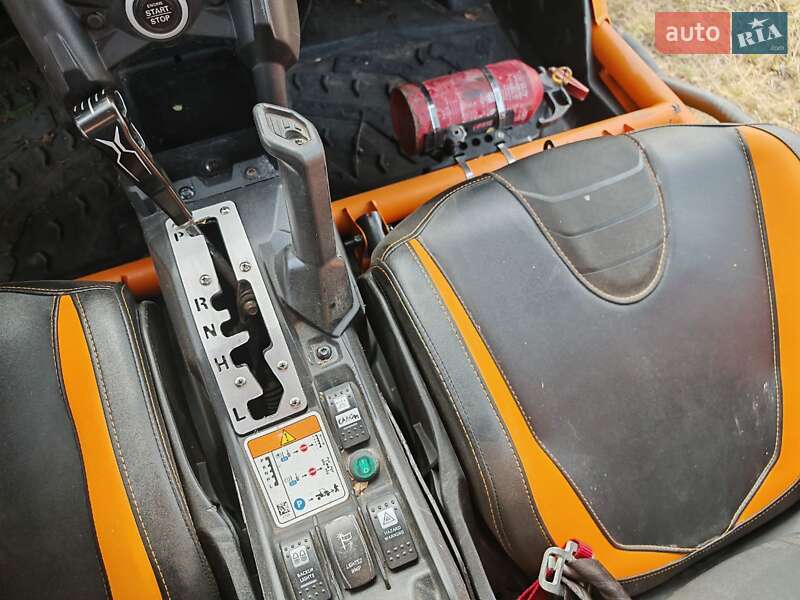 Квадроцикл  утилитарный BRP Maverick X3 2020 в Запорожье