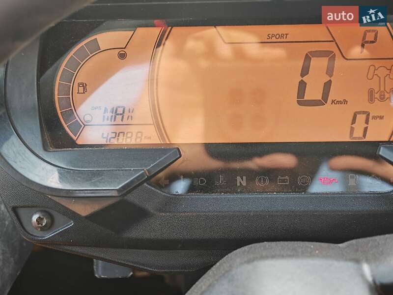 Квадроцикл  утилитарный BRP Maverick X3 2020 в Запорожье