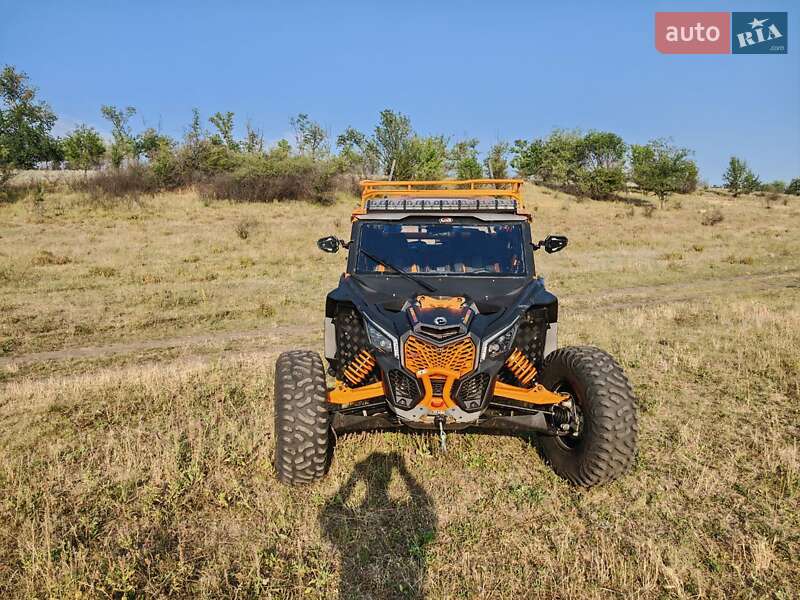 Квадроцикл  утилитарный BRP Maverick X3 2020 в Запорожье