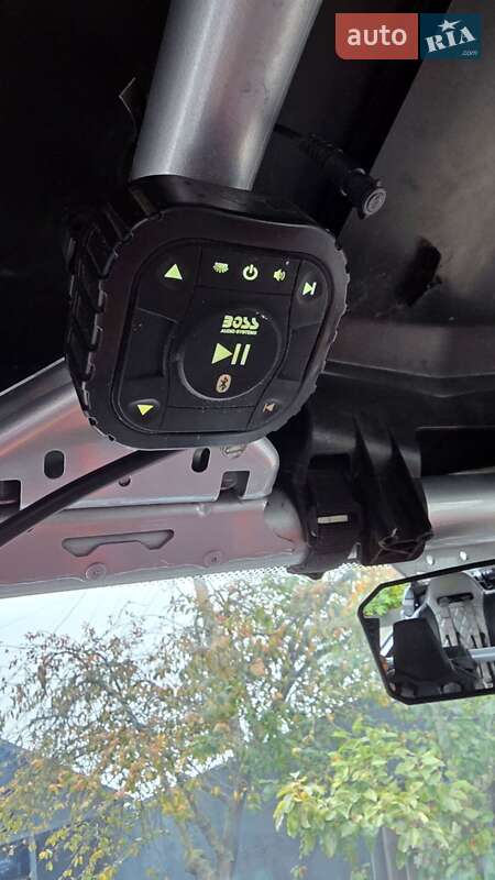 Мотовездеход BRP Maverick X3 2020 в Киеве фото 19 Мотовездеход BRP Maverick X3 2020 в Киеве