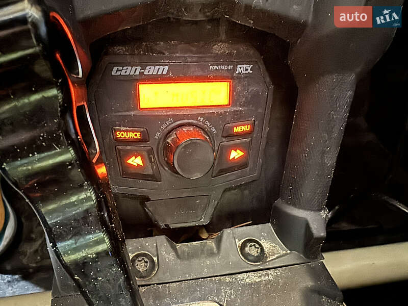 Квадроцикл спортивный BRP Maverick X3 2021 в Киеве