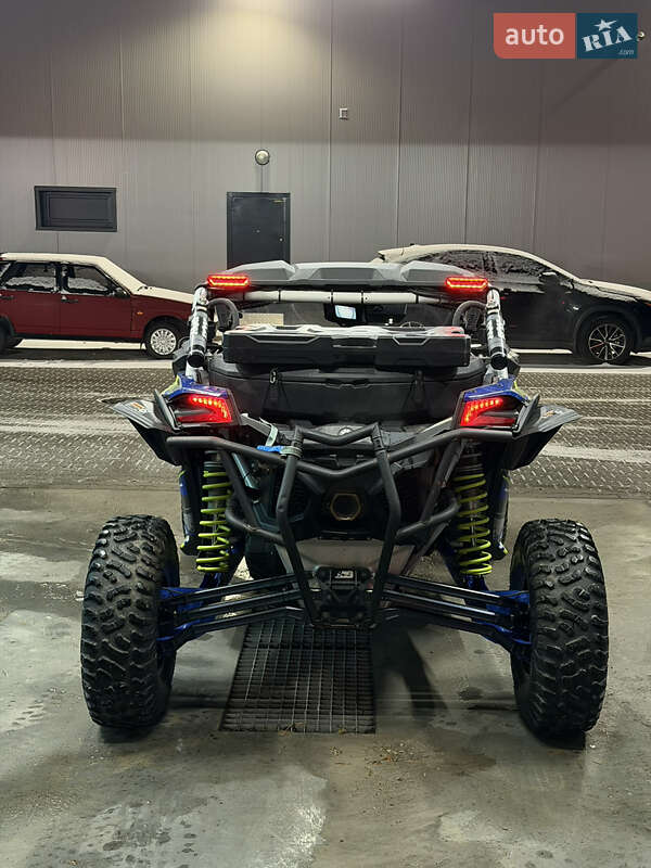 Квадроцикл  утилитарный BRP Maverick X3 2020 в Киеве