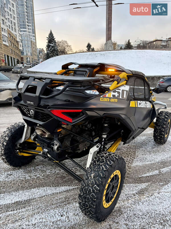 Мотовсюдиход BRP Maverick 2024 в Дніпрі