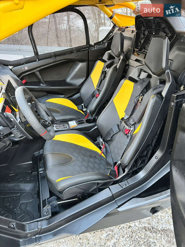 Мотовсюдиход BRP Maverick 2024 в Дніпрі