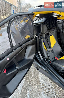 Мотовсюдиход BRP Maverick 2024 в Дніпрі