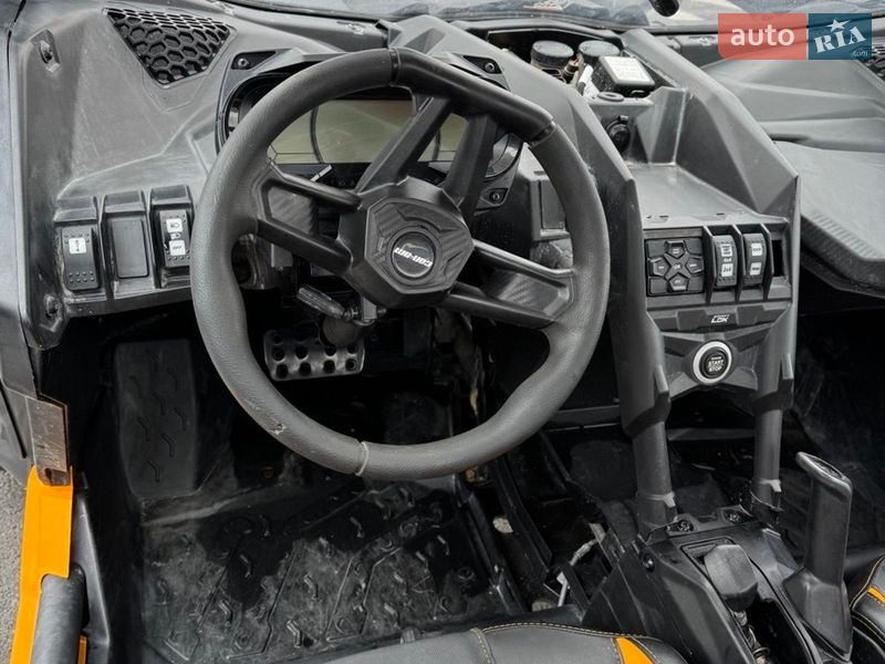 Квадроцикл утилитарный BRP Maverick 2020 в Киеве фото 10 Квадроцикл утилитарный BRP Maverick 2020 в Киеве