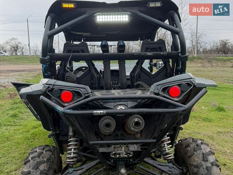 Мотовездеход BRP Maverick 2014 в Николаеве