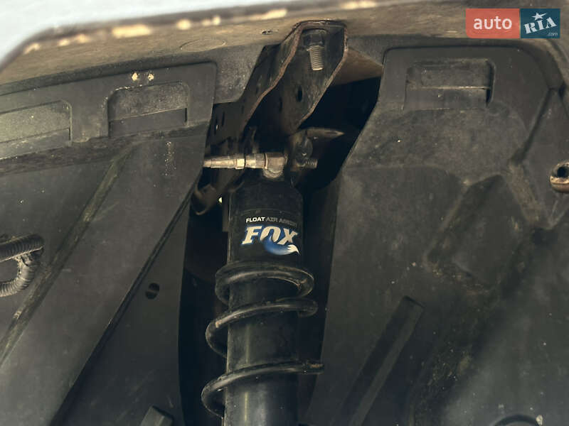 Квадроцикл  утилитарный BRP Outlander 2014 в Ужгороде