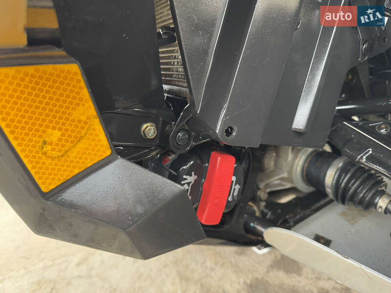 Квадроцикл утилітарний BRP Outlander 2014 в Дрогобичі