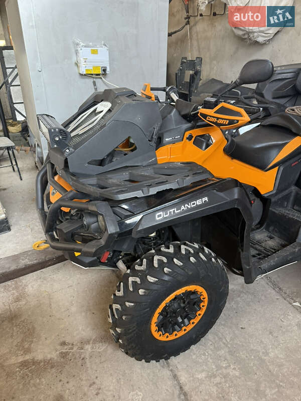 Квадроцикл утилітарний BRP Outlander 2015 в Буську