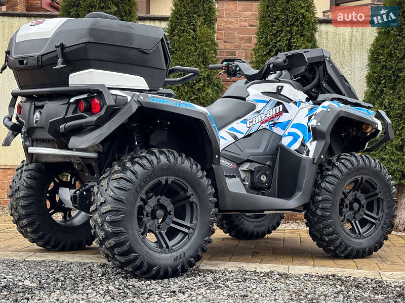 Квадроцикл утилітарний BRP Outlander 2017 в Ужгороді